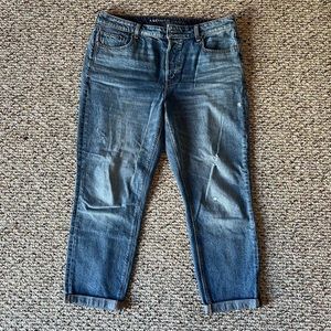 AE Tomgirl Jeans